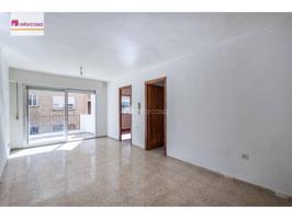Piso en venta en Pajaritos-Plaza de Toros(18014) photo 0
