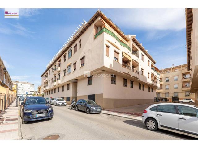 Piso en venta en Atarfe photo 0