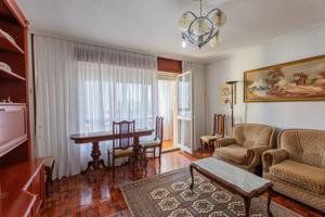 Piso en venta en Santander photo 0