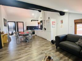 Apartamento con parking privado de alquiler larga duración photo 0