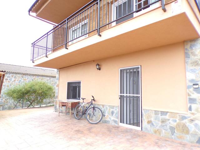 Bonita casa en venta en urbanización Tordera photo 0