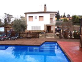 Preciosa casa en venta en urbanización de Maçanet de la Selva (exclusivo) photo 0