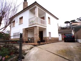 Preciosa casa en venta en urbanización de Maçanet de la Selva (exclusivo) photo 0
