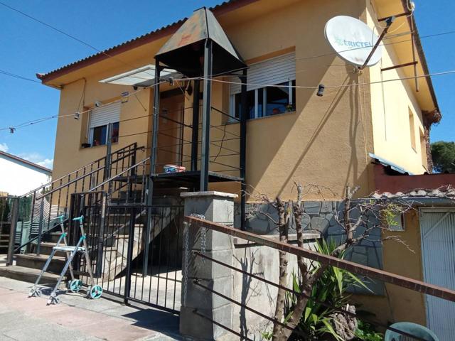 Bonita casa en venta en urbanización de Tordera. photo 0