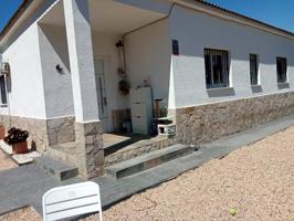 Bonita casa en venta en urbanización de Maçanet de la Selva photo 0
