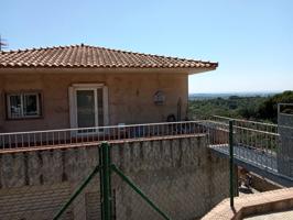 Bonita casa en venta en urbanización de Tordera photo 0