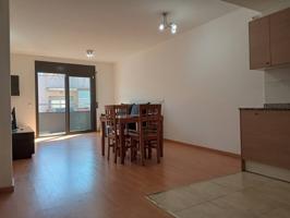Bonito piso en venta en Tordera photo 0