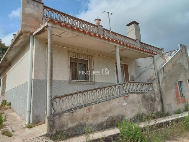 Bonita casa en venta en plena naturaleza en zona de Blanes photo 0