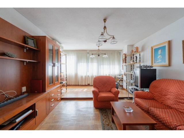 Piso en venta en Aluche, Latina, Madrid photo 0