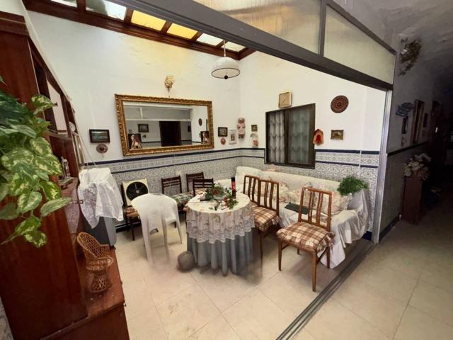 Casa de pueblo en venta en Herencia photo 0