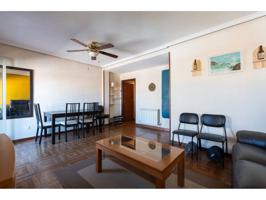 Piso en venta en Calle Badajoz, Zona Renfe, Centro, Alcorcón photo 0