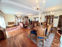 Chalet en venta en Centro photo 0