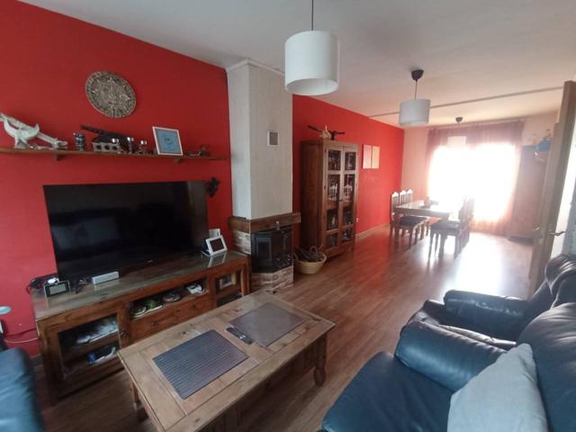 Chalet adosado en venta en Belmonte de Tajo photo 0