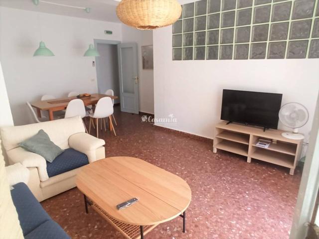 ALMUÑÉCAR- SE ALQUILA GRAN PISO CENTRICO EN LUGAR TRANQUILO photo 0