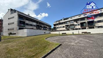 Planta baja con Terraza, Plaza de Garaje, trastero y Ascensor en Boo de Guarnizo – ¡Ideal para Vivir Cómodo! photo 0