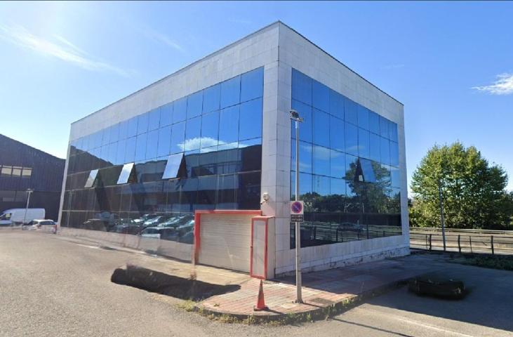 Almacen + oficinas en Alquiler – Zona La Cerrada (Cantabria) photo 0