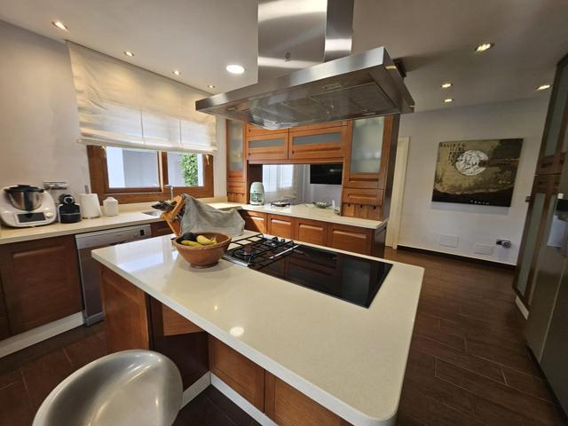 Espectacular Chalet Soleado en Colonia San Miguel photo 0