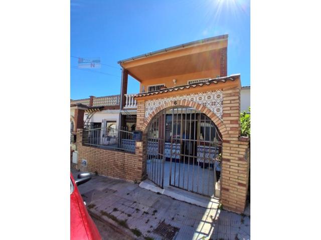 Villa En venta en Les Peces, Albinyana photo 0