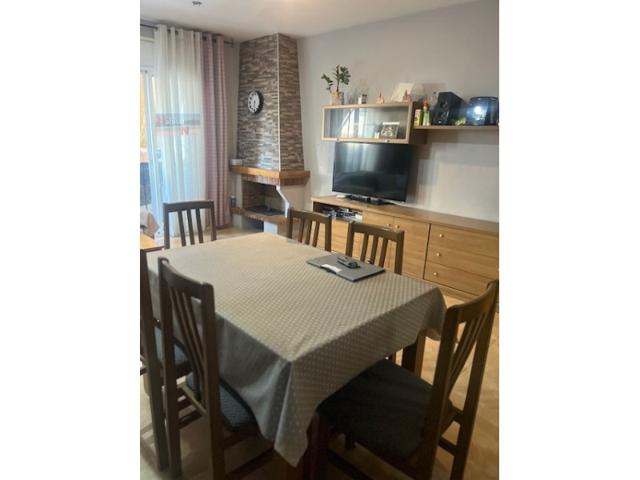 Piso En venta en La Bisbal Del Penedès photo 0