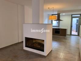 Casa en venta en Borgonyà photo 0