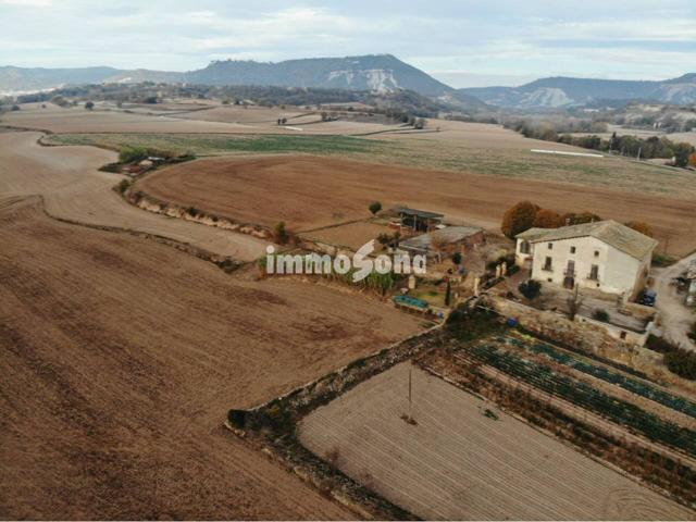Masía en venta en Vic photo 0
