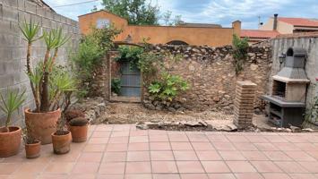 Casa con patio en El Masroig photo 0