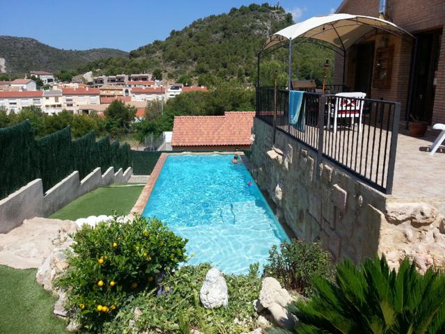 Casa en Roda de Bara, 2 habitaciones, 2 baños, jardín, piscina y garaje. photo 0