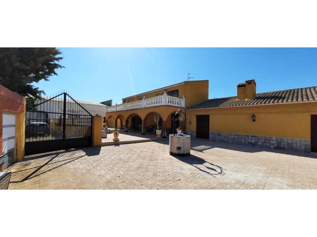 Casa rustica en venta en Cuevas de Reyllo photo 0