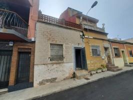 Casa adosada en venta en Santa Lucía photo 0