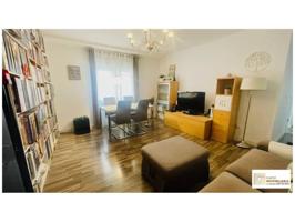 Precioso piso de 3 dormitorios con ascensor, zona Loreto-Sanidad Pública photo 0