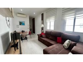 Precioso piso en venta con Licencia Turística en zona Centro-Plaza de las Tortugas, Cádiz Capital photo 0