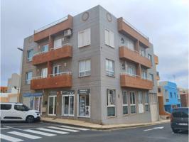 Venta de vivienda de 2 habitaciones, con garaje y ascensor en Las Eras. Fasnia Tenerife photo 0