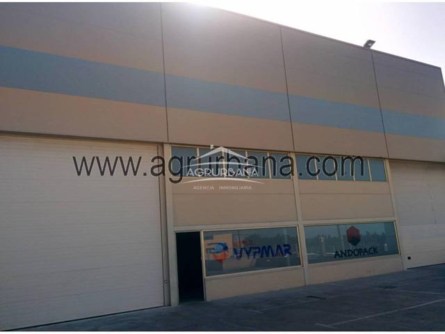 Nave industrial en Venta photo 0