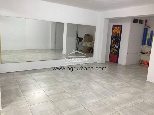 Local comercial en venta photo 0