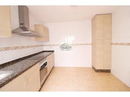 Piso de alquiler en pleno centro. photo 0