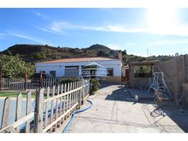 Finca con cortijo en venta. photo 0