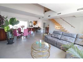 Chalet adosado. photo 0