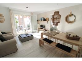 Piso en venta en Playa Granada photo 0