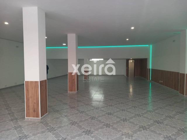 Venta de Local Comercial en Vilagarcía de Arousa photo 0