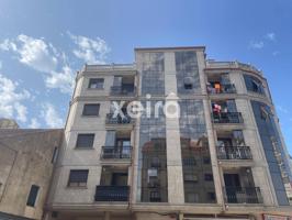 Venta de piso en Vilagarcía de Arousa photo 0