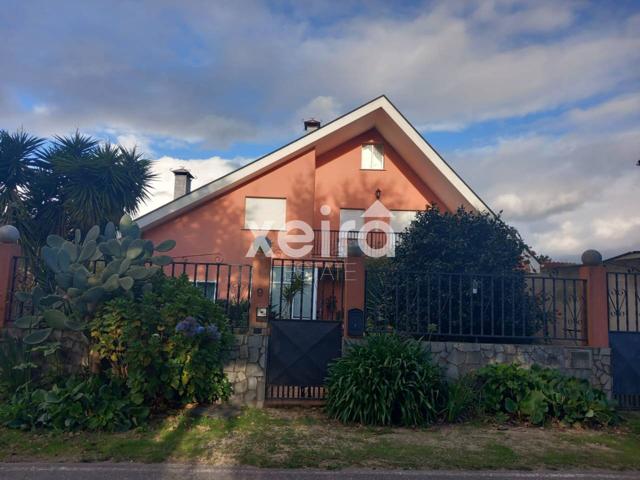 CHALET EN VENTA EN VILAGARCIA DE AROUSA photo 0