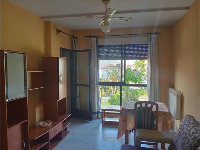 PISO EN ALQUILER CON COCINA AMERICANA EN CASCO ANTIGUO DE CACERES photo 0