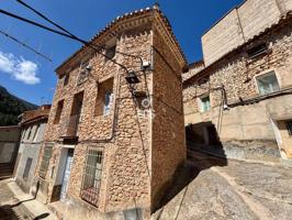 Venta de Casa en Aýna photo 0