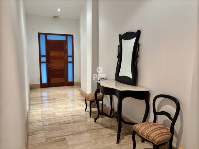 Venta de un amplio piso en Totana photo 0