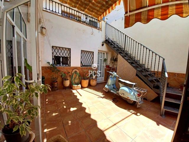 Venta de una casa en Totana photo 0