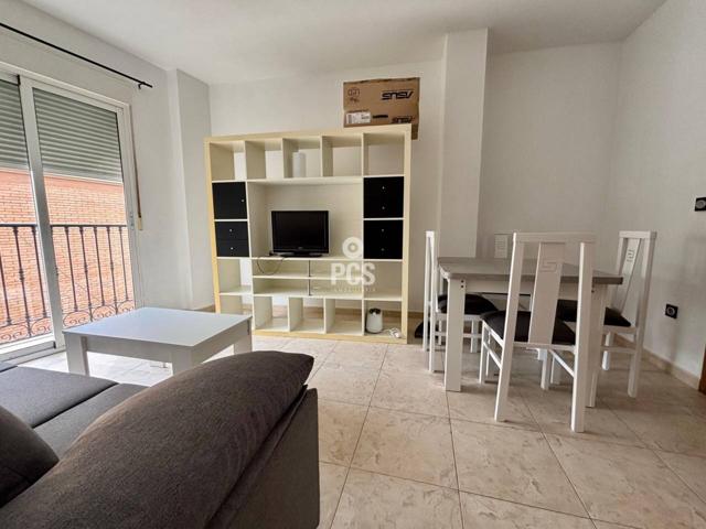 Venta de un piso en Totana photo 0