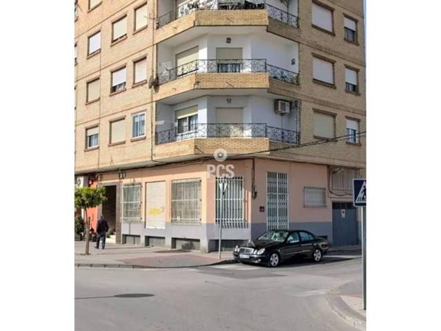 Local en venta en Totana photo 0