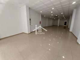 Local en alquiler en Lucena photo 0