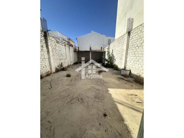 Solar en venta en Lucena photo 0