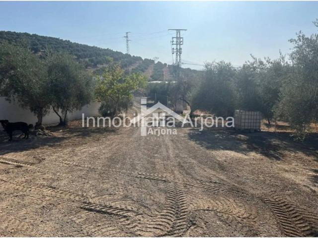 Chalet rustico en venta en Lucena photo 0